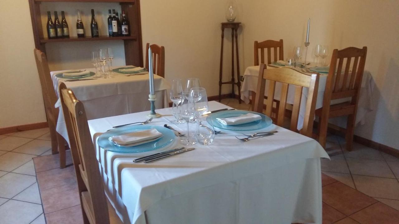 Locanda Del Borgo Prunetto Buitenkant foto