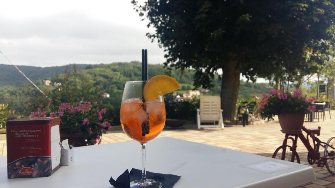 Locanda Del Borgo Prunetto Buitenkant foto