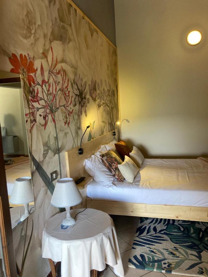 Locanda Del Borgo Prunetto Buitenkant foto